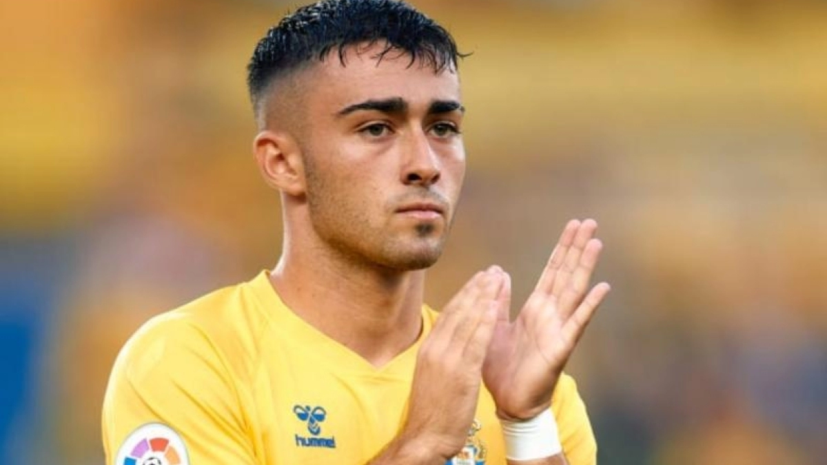 El FC Barcelona se aleja de la carrera por Alberto Moleiro