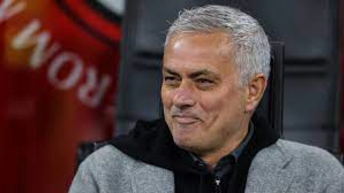 The Special One sueña con regresar a Londres. Foto: DAZN