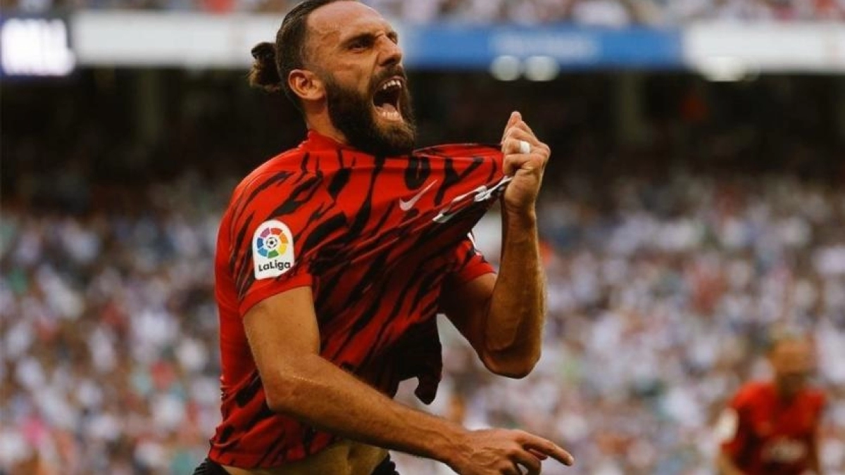 El club de la Premier League que quiere fichar a Vedat Muriqi