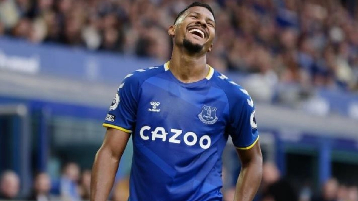 River Plate toma ventaja en la carrera por Salomón Rondón