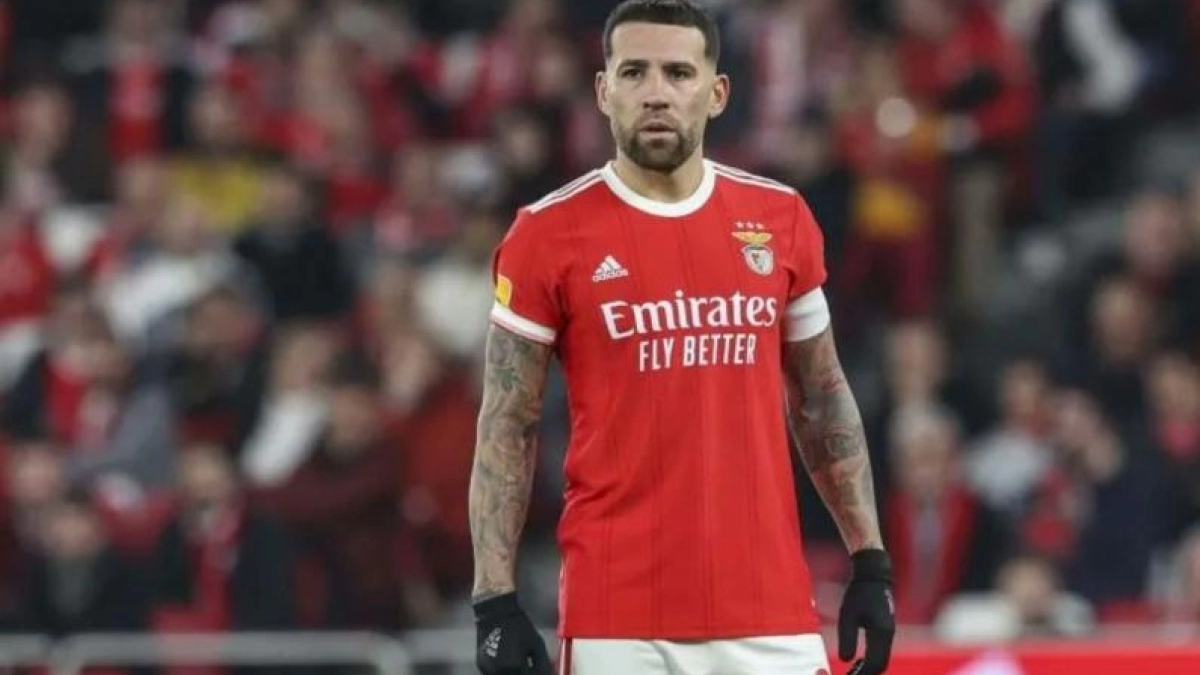 Nicolás Otamendi se quiere quedar en el Benfica