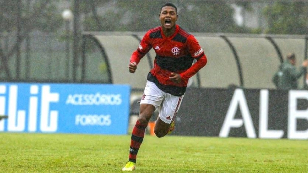El precio de Matheus França, la promesa que enamora a la Premier League - Foto: Youtube