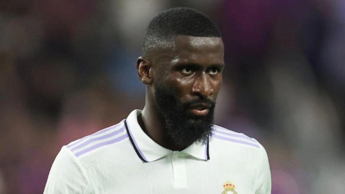 Carlo Ancelotti se cansa de Antonio Rüdiger