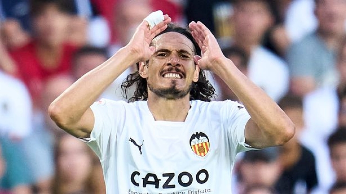 ¿Saldrá Cavani del Valencia? / Mirror