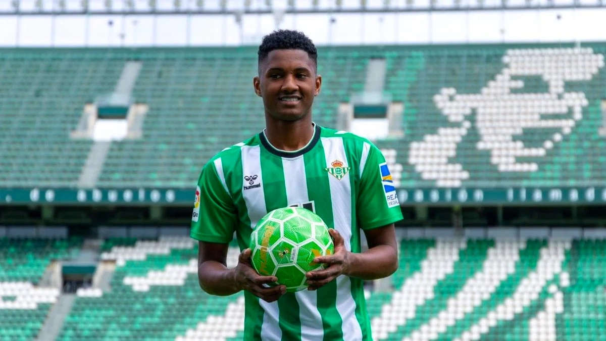 Abner dispara las dudas en el Betis - Foto: Estadio Deportivo