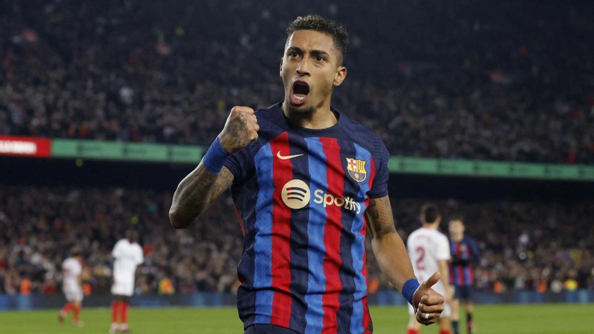 El Newcastle se piensa el fichaje de Raphinha / Elperiodico