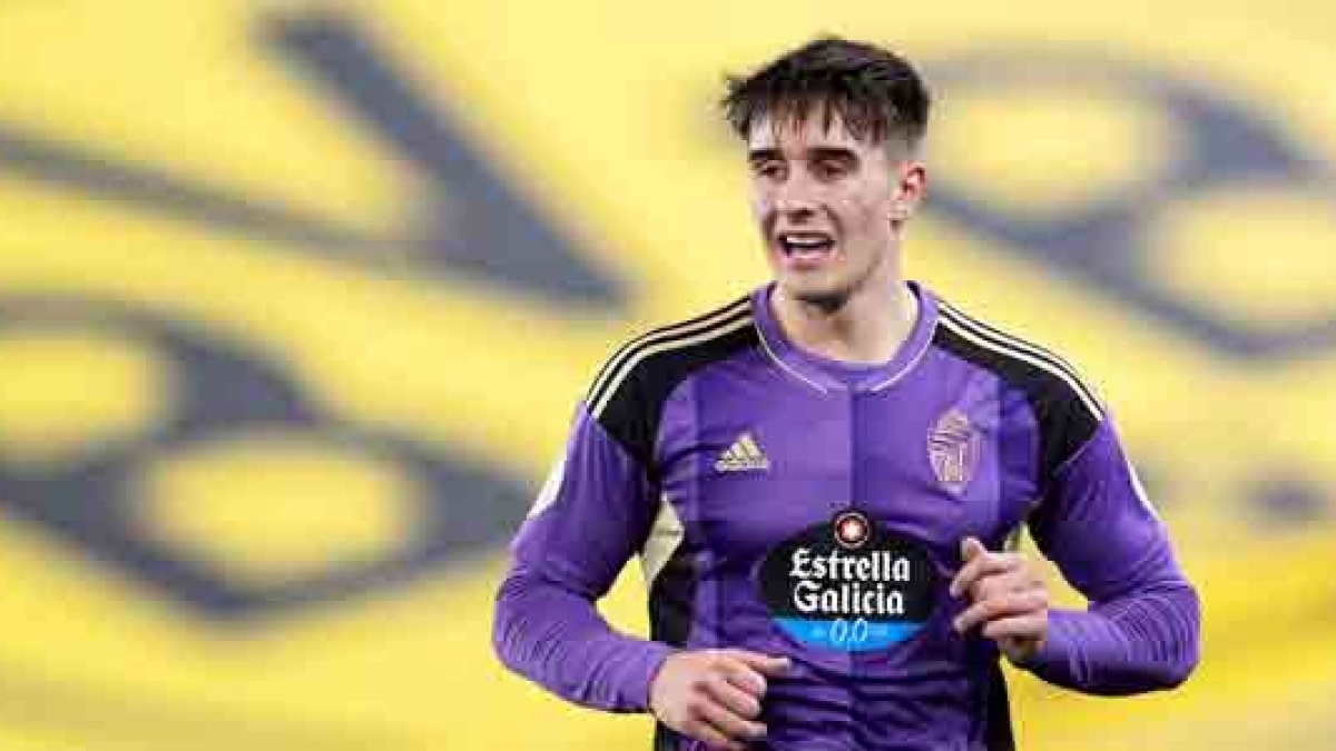 El Newcastle United, sigue en la puja por Iván Fresneda