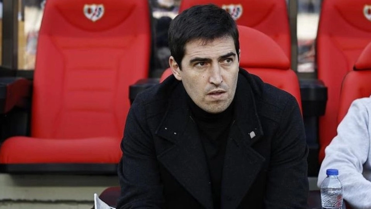 Las 3 sorprendentes opciones del Rayo para suplir a Iraola