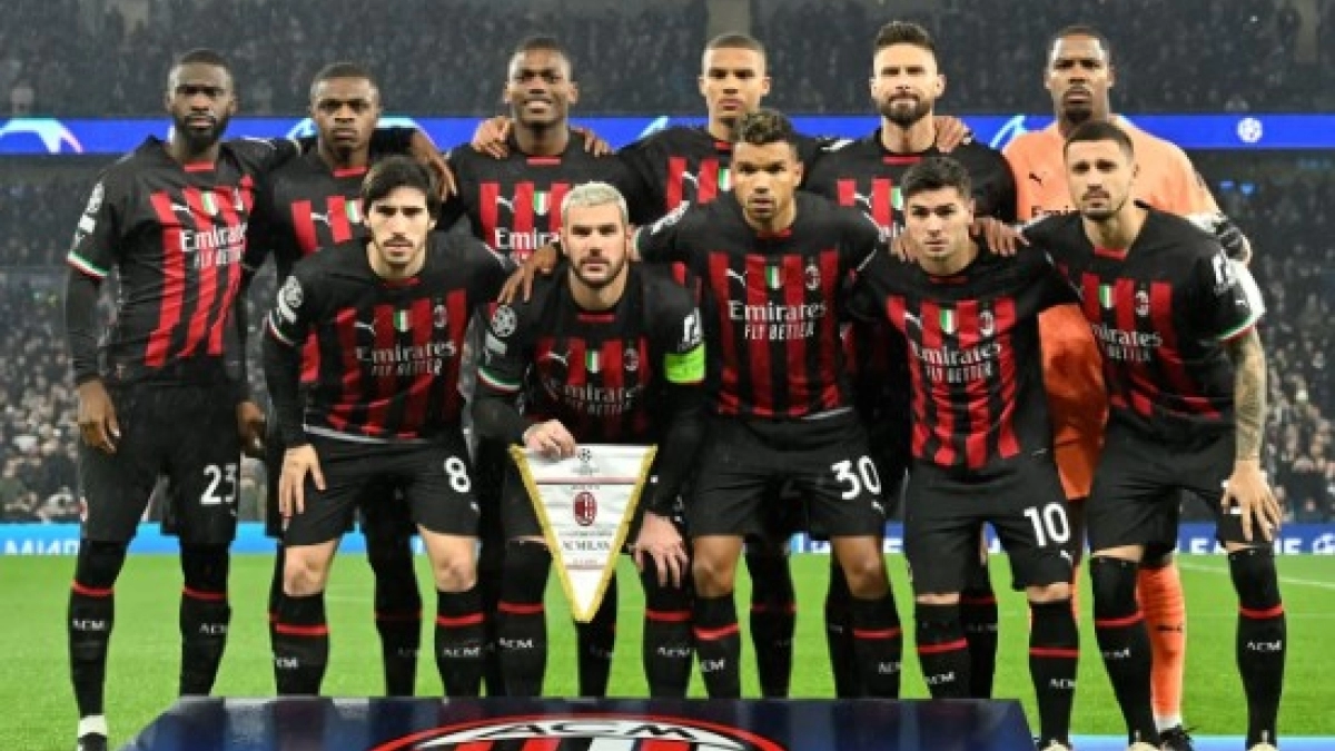 El Milan se mete en la carrera por una estrella del Valencia