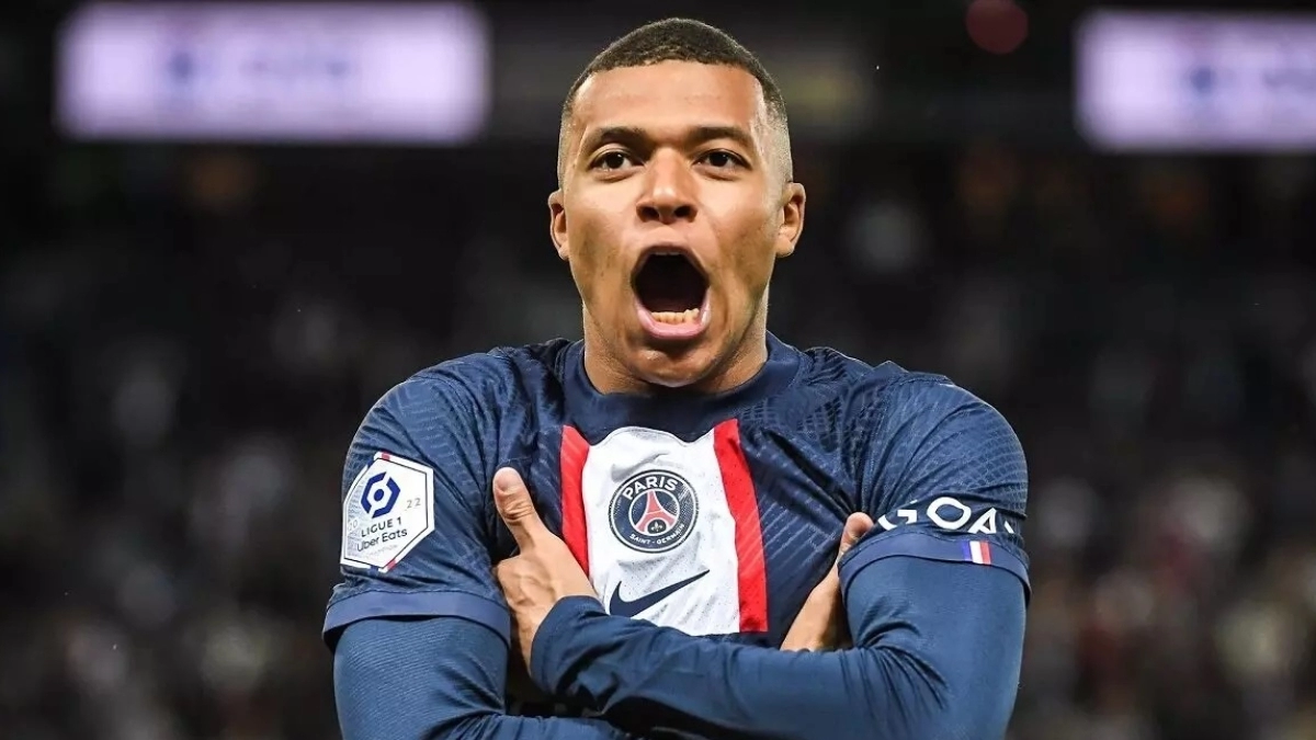 Los 5 jugadores que podría ofrecer el Barcelona para fichar a Mbappé / Vozpopuli