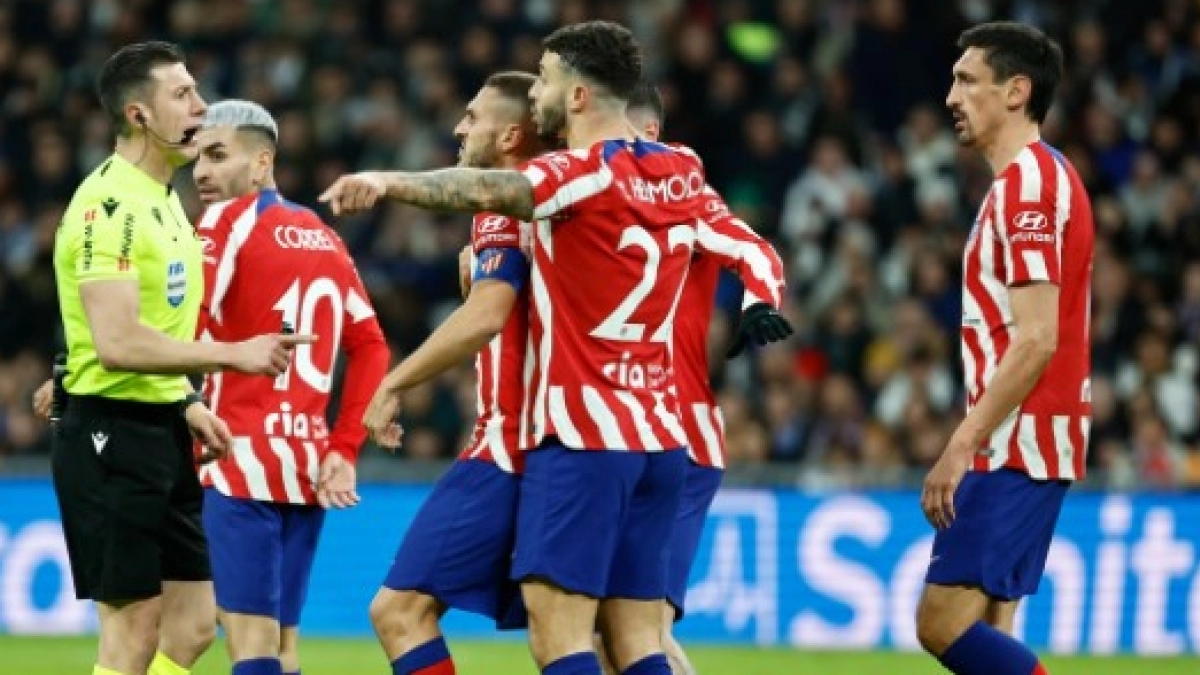 El Almería se fija en un descarte del Atlético de Madrid
