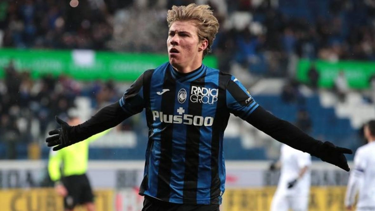 El PSG bombardea el fichaje de Hojlund por el United