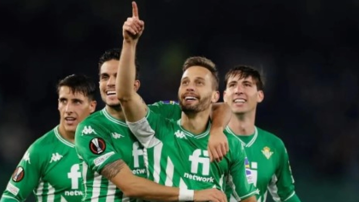 La perla del Betis que está en la mira de grandes europeos