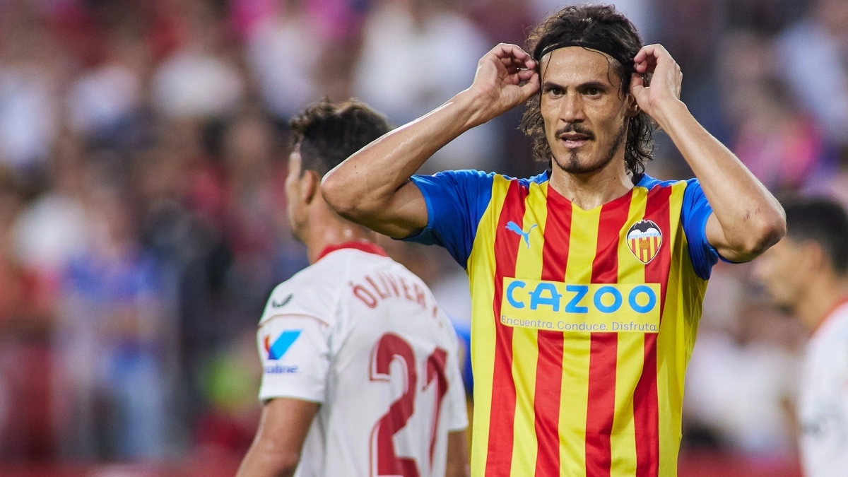 La salida de Cavani a Boca, cada vez más cerca