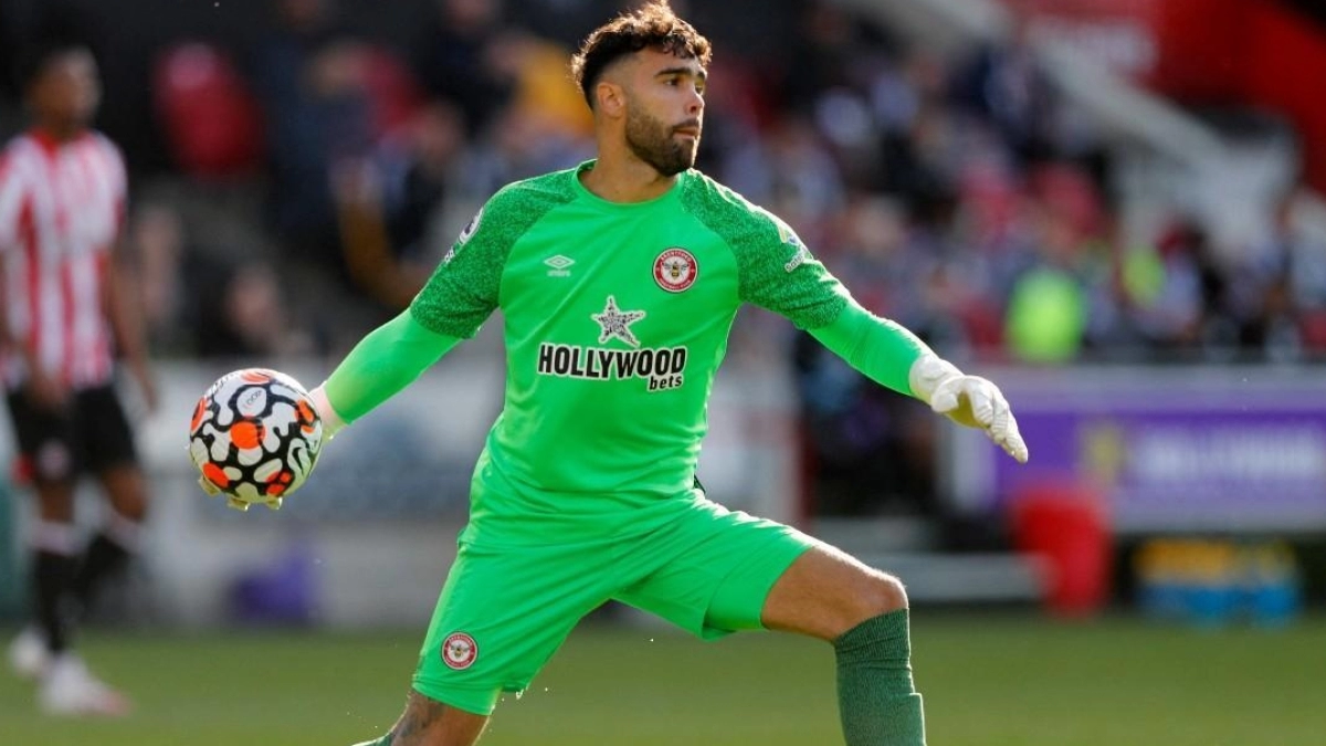 El Sevilla se mete en la carrera por el fichaje de David Raya
