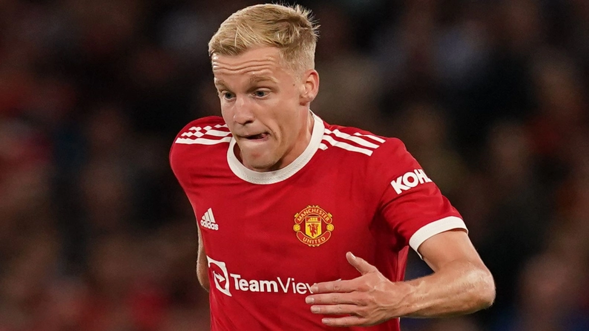La opción española de Van de Beek para recuperar su fútbol