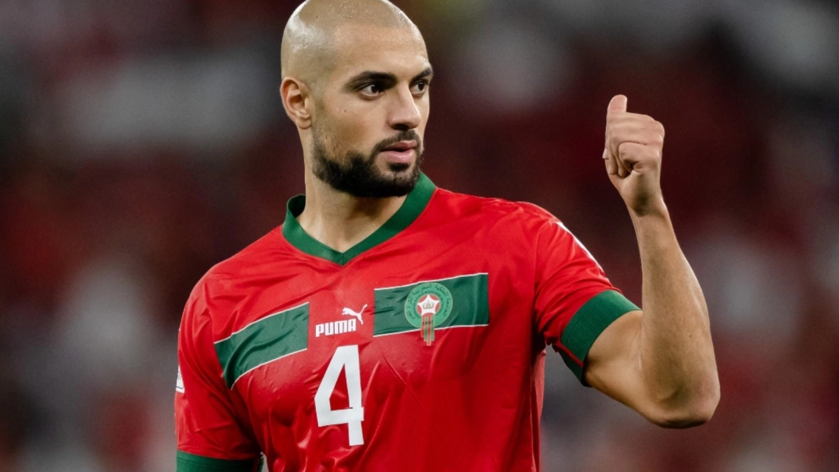 El club que quiere robarle al Manchester United el fichaje de Amrabat