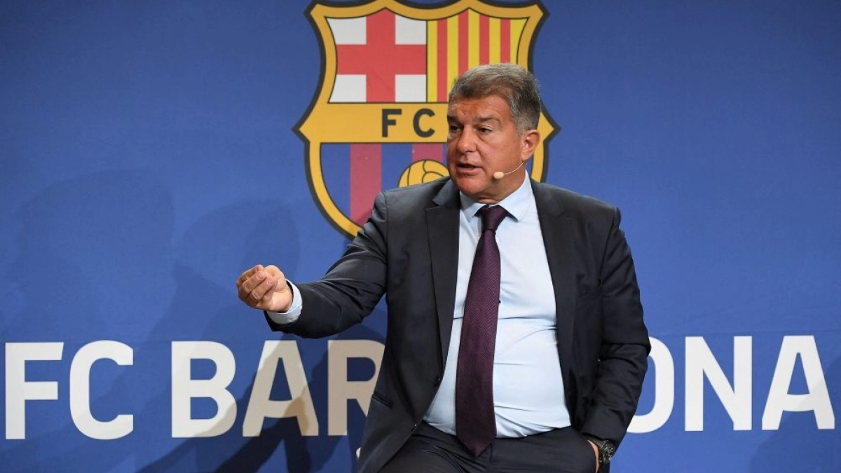 La salida que se le ha atragantado al Barcelona / Barça Universal