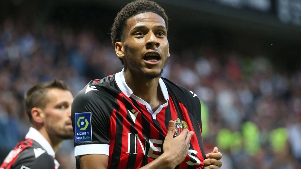El dinero que recibirá el Barcelona por el fichaje de Todibo por el United