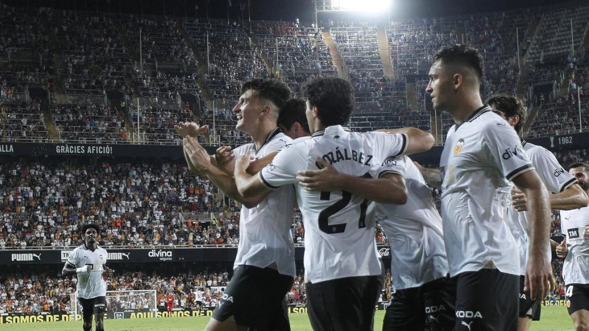 El Valencia se fija en un atacante para el cierre del mercado de fichajes
