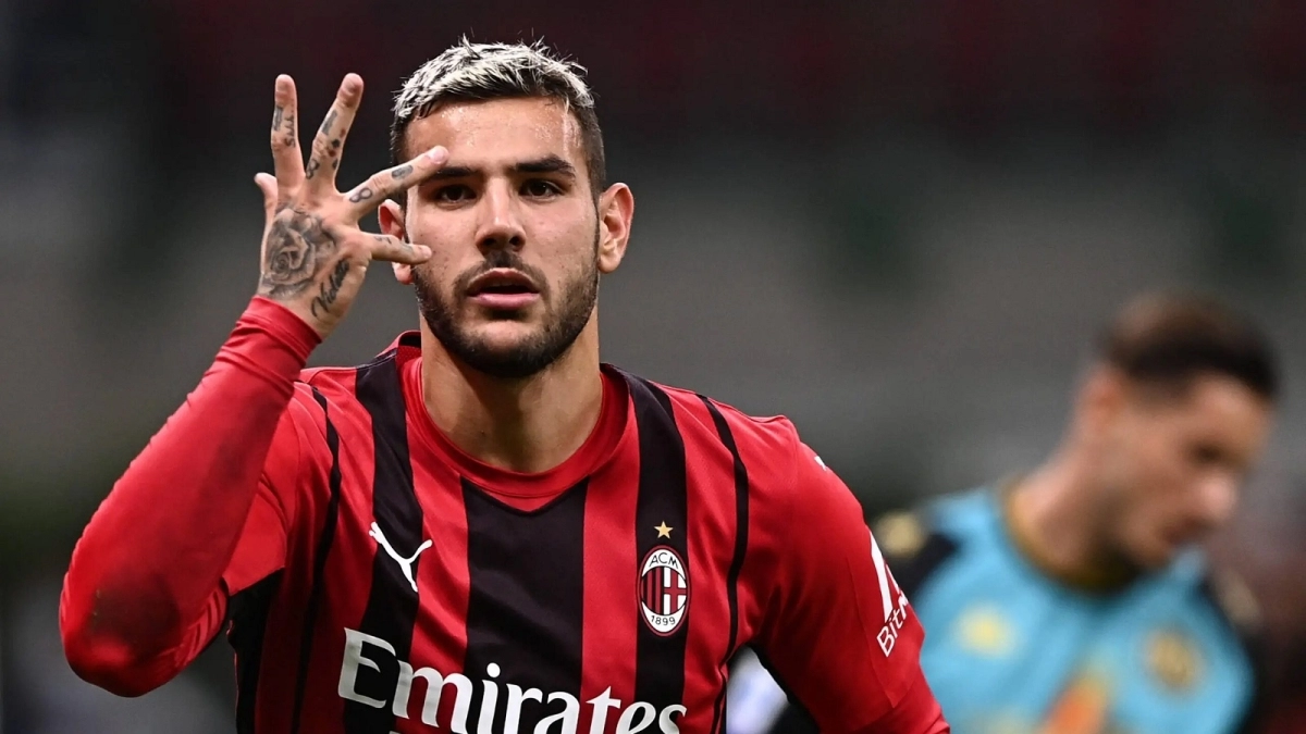 El club que quiere sacar a Theo Hernández del Milán / Complete Sports