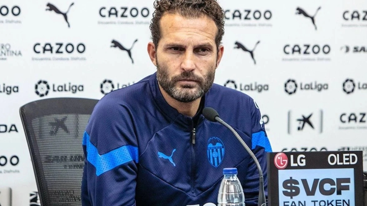 El Valencia vigila dos delanteros libres / EstadioDeportivo