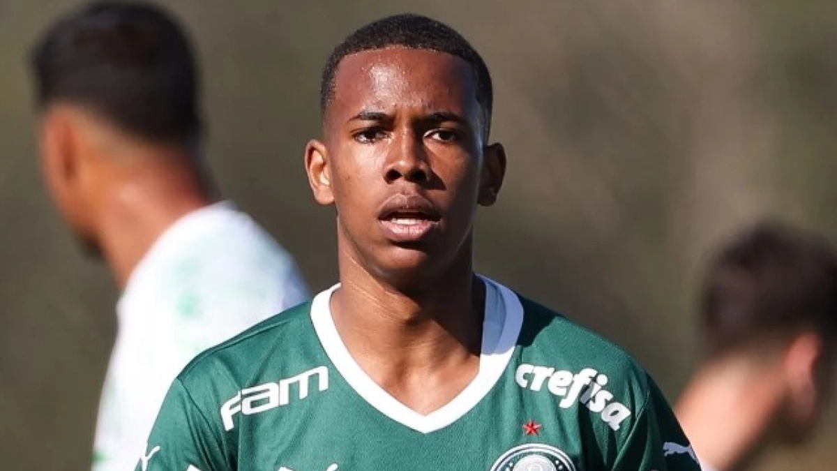 El PSG quiere fichar a Estevao, perla del Palmeiras