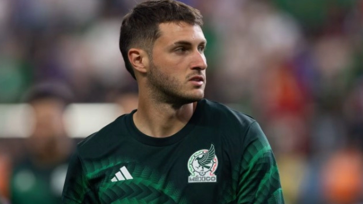 El grande de la Premier que quiere fichar a Santiago Giménez