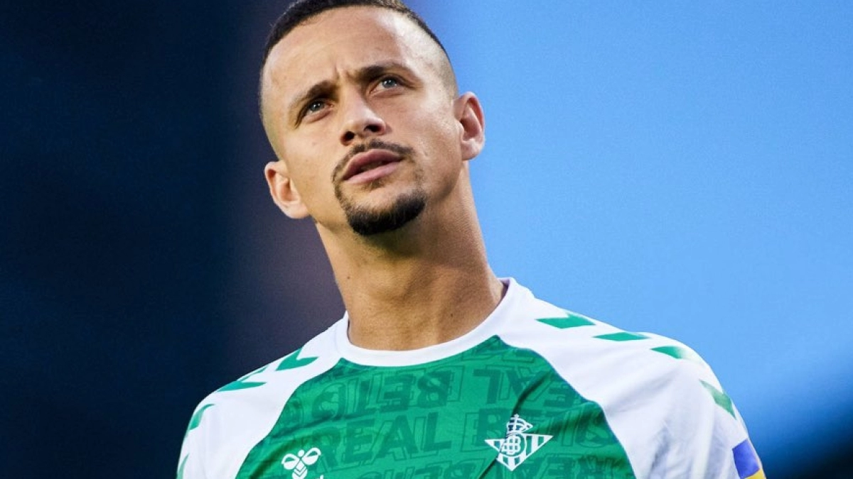 El Betis sigue negociando la salida de Luiz Felipe