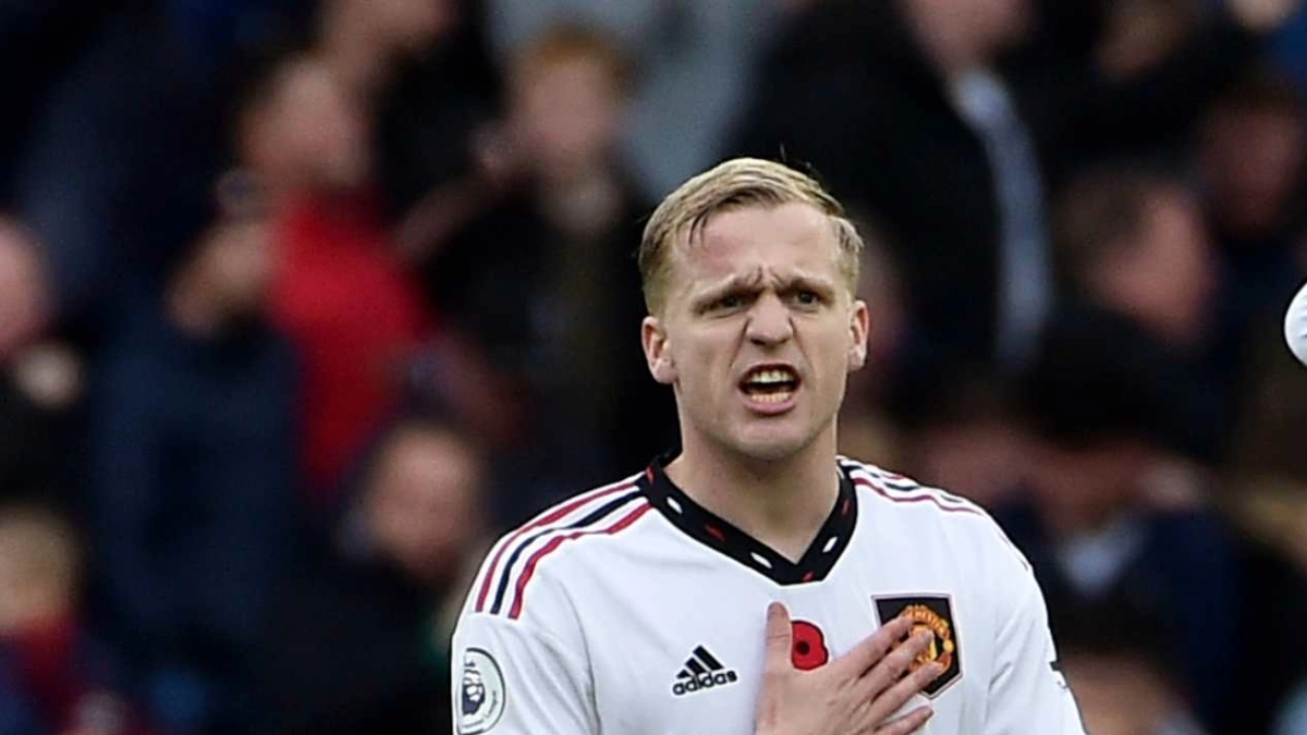 Turquía, el bote salvavidas para la carrera de Van de Beek