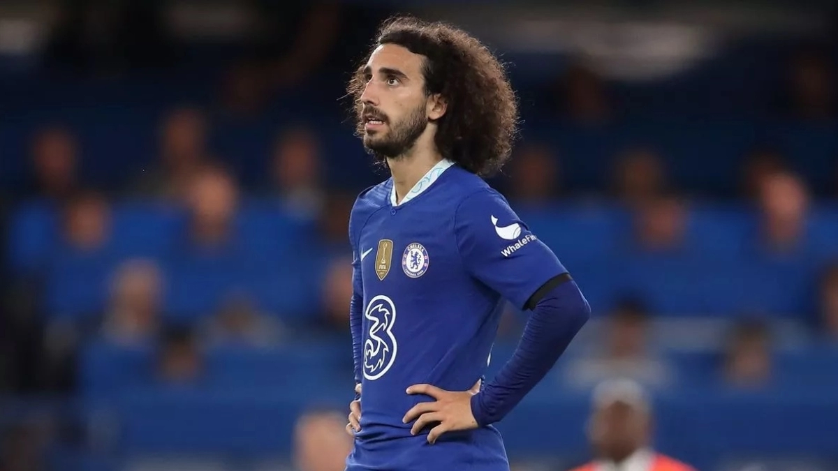 Cucurella por fin convence en el Chelsea / Mirror
