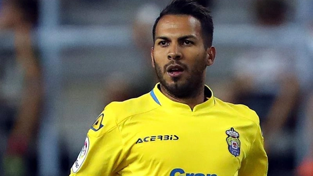 Las Palmas se plantea dejar marchar a Jonathan Viera / Besoccer.com