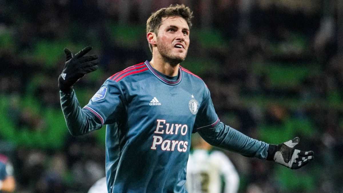 Confirmado el interés del Tottenham en Santiago Giménez