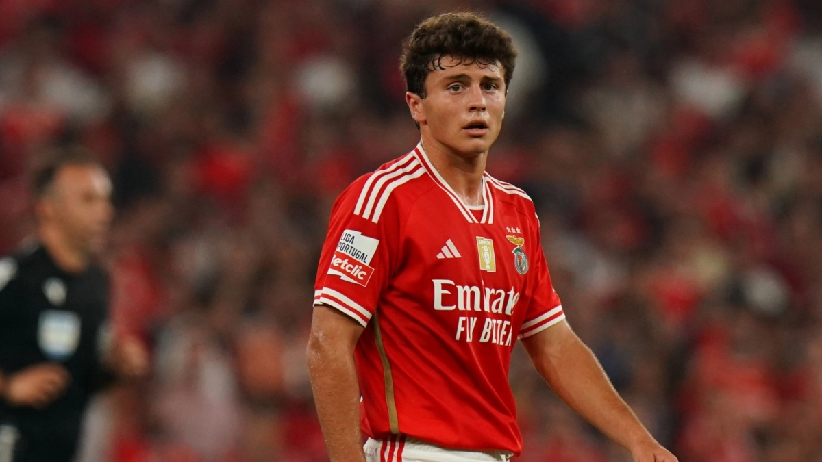 Duelo de Manchester en el mercado por Joao Neves