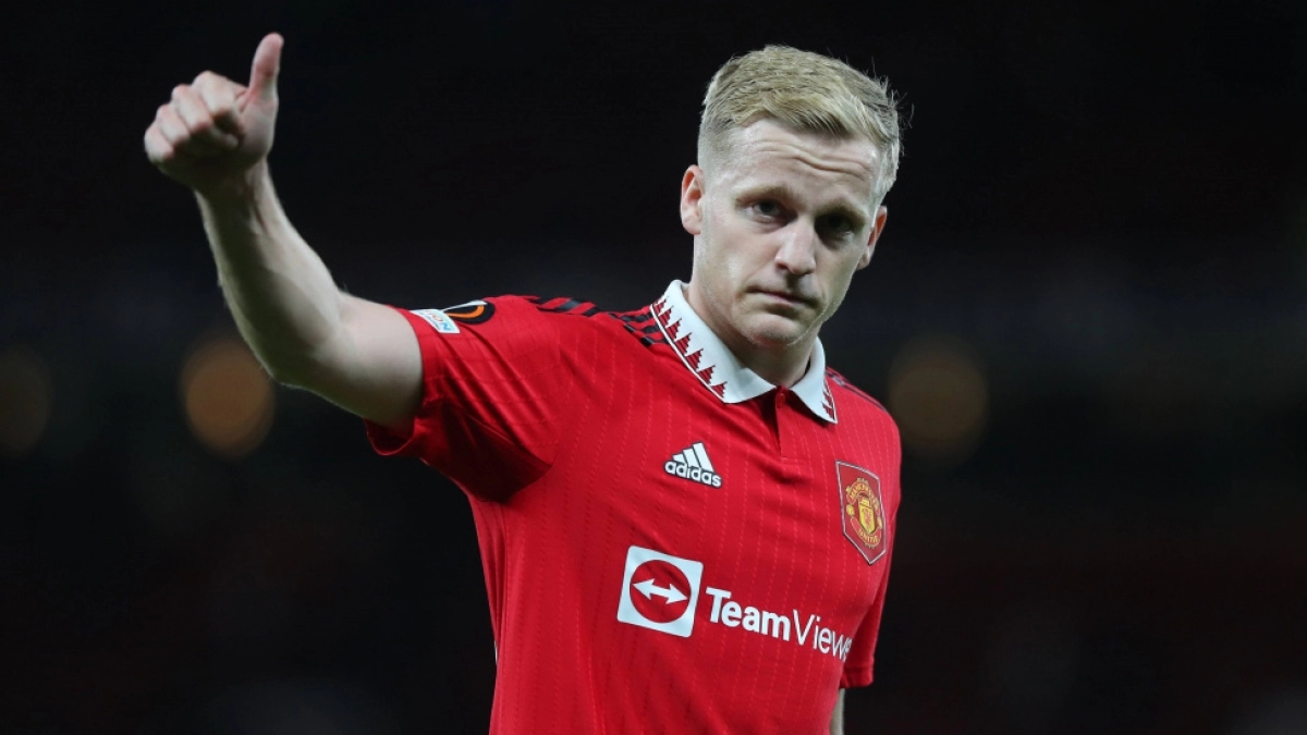 Donny van de Beek, cerca de la Real Sociedad en el mercado invernal