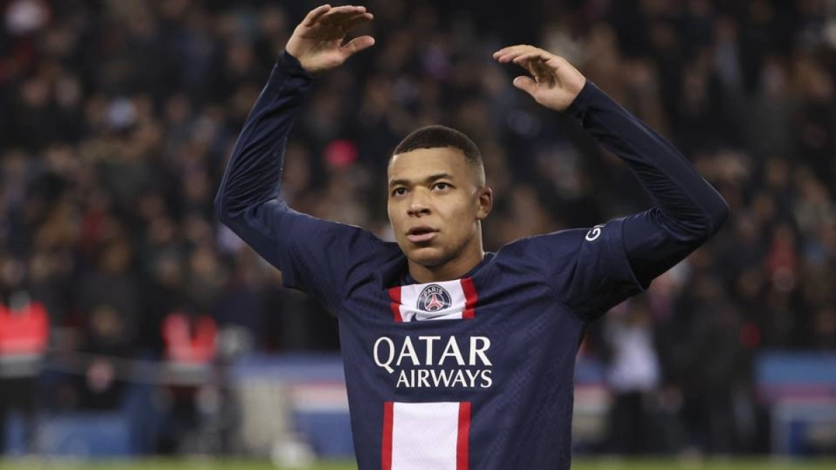 El MEGA salario que le pondrá el Real Madrid a Kylian Mbappé / ABC.es