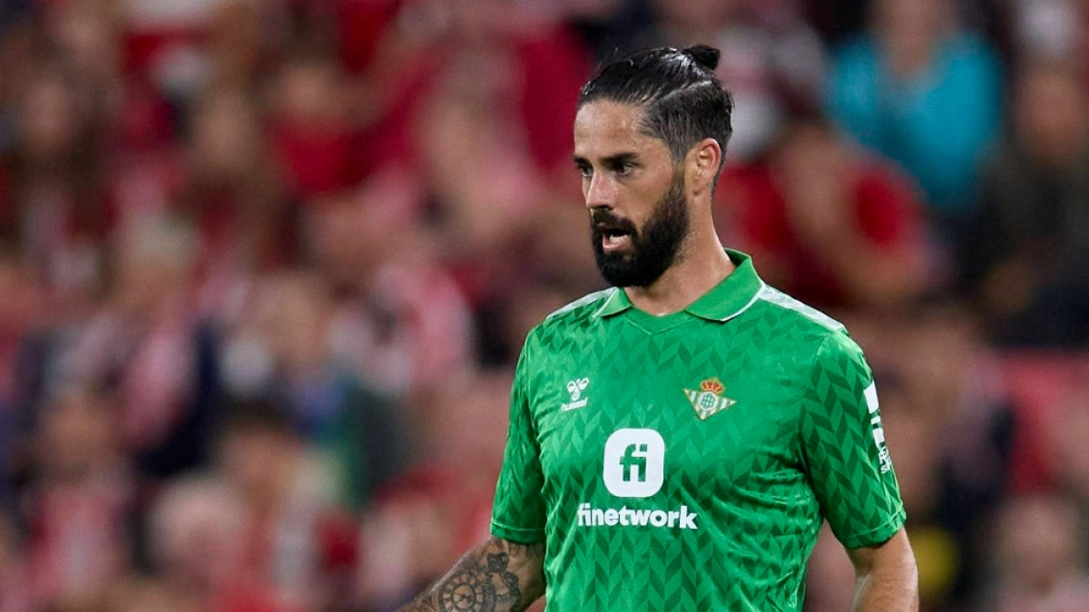 La renovación de Isco no está tan clara / Eldesmarque.com