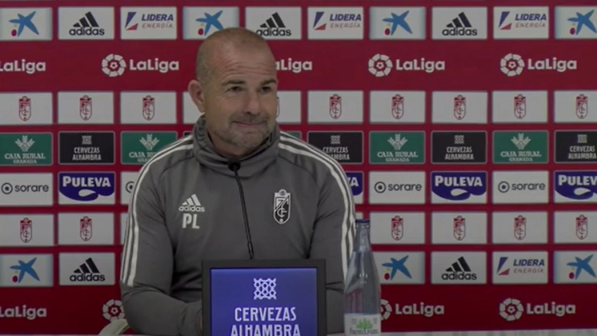Paco López, al borde del despido / Diario de Huesca