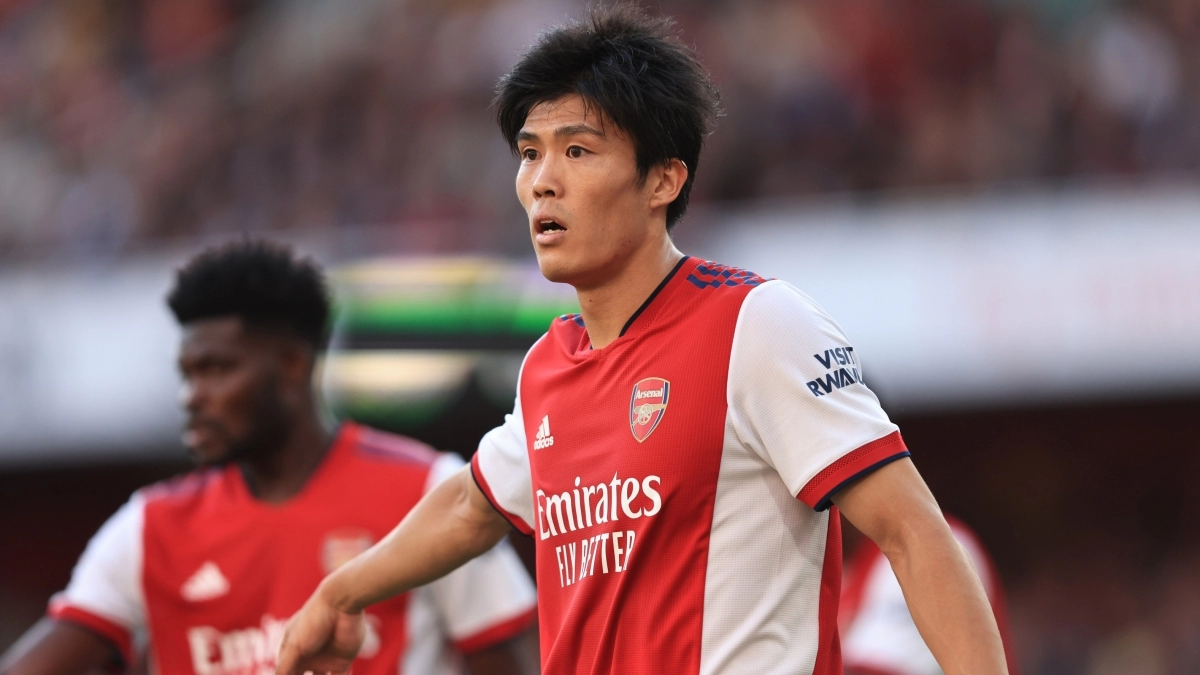 El Bayern aprieta por el fichaje de Takehiro Tomiyasu