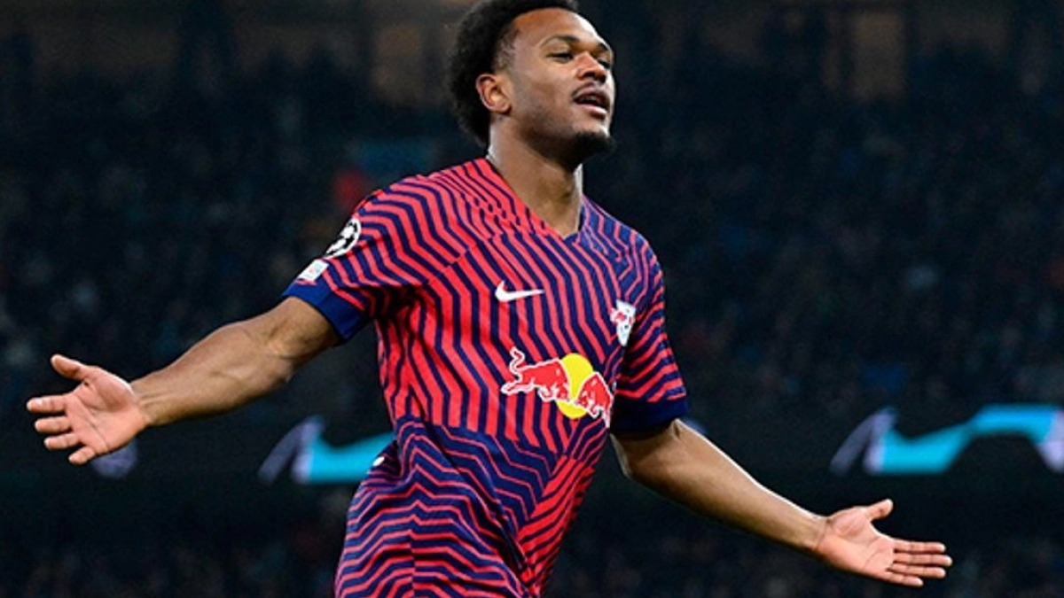Lois Openda, el nuevo delantero que está en la mira del Liverpool