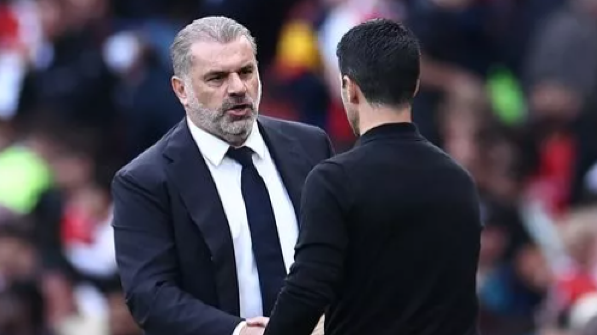 Arsenal y Tottenham se pelean por el delantero revelación de la temporada