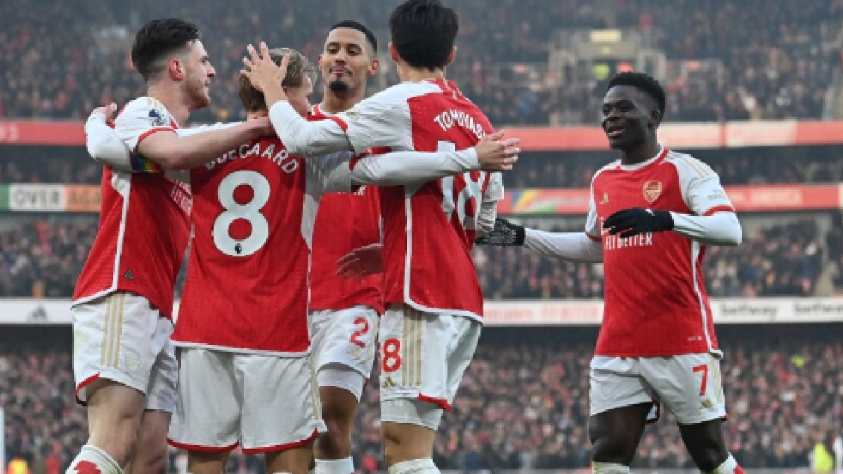 El Arsenal acelera para cerrar el fichaje de uno de los mejores centrales jóvenes