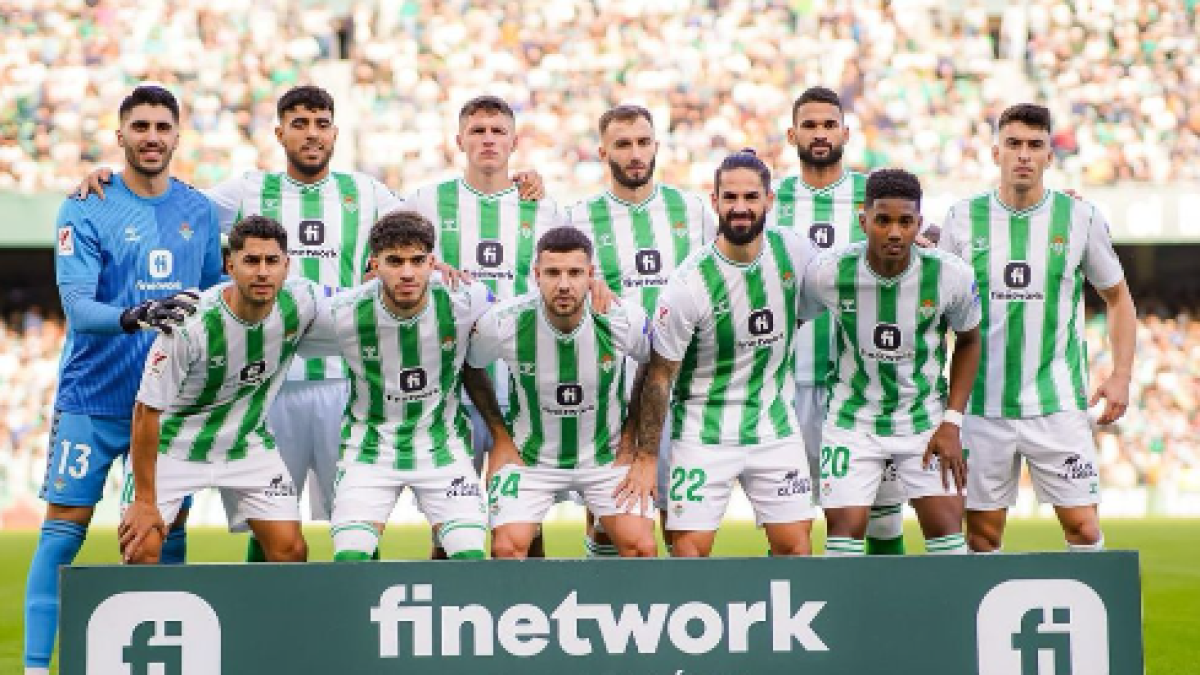 El jugador que el Betis quiere poner patitas en la calle: 2 clubes interesados