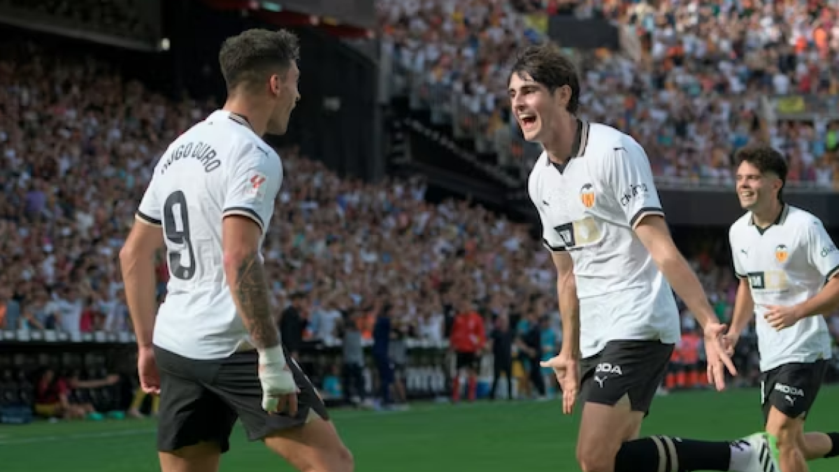 El Valencia le pone precio a Javi Guerra, objetivo de los grandes de Europa