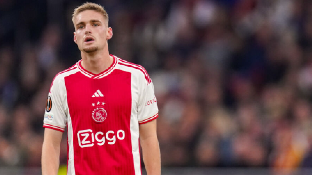 Los 3 clubes de la Premier que se pelean por el fichaje de Kenneth Taylor