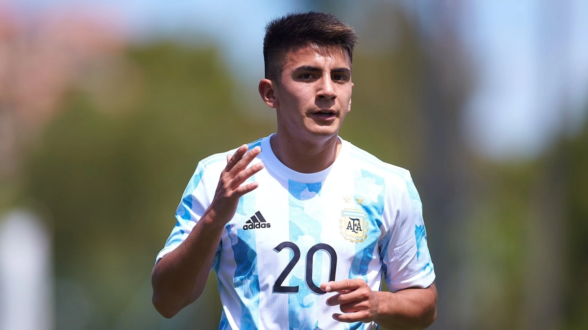 Los 4 clubes de la Premier que quieren fichar a Thiago Almada