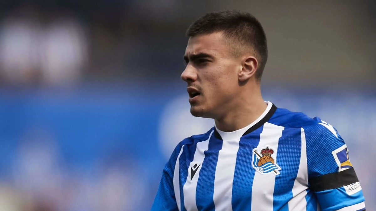 Los 3 clubes de la Premier que quieren sacar a Ander Barrenetxea de la Real Sociedad