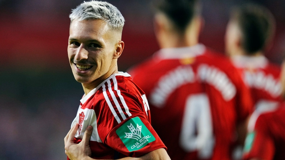 El Bayern quiere adelantar la llegada de Bryan Zaragoza / DAZN