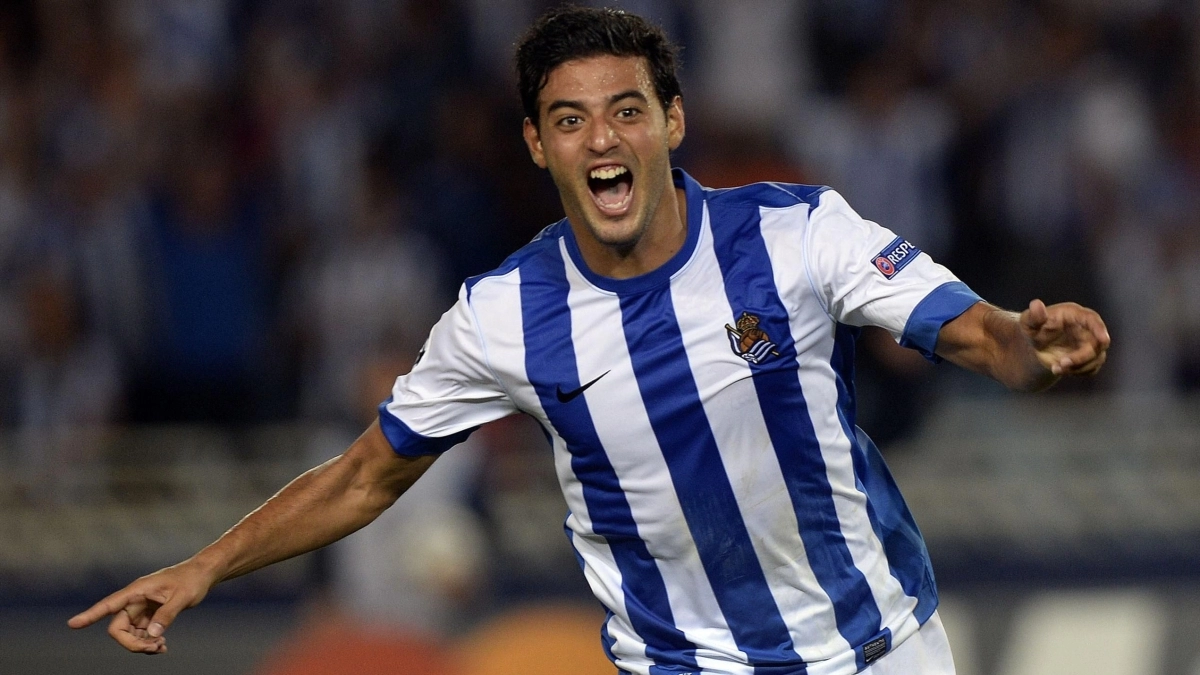 La Real Sociedad ya negocia el regreso de Carlos Vela