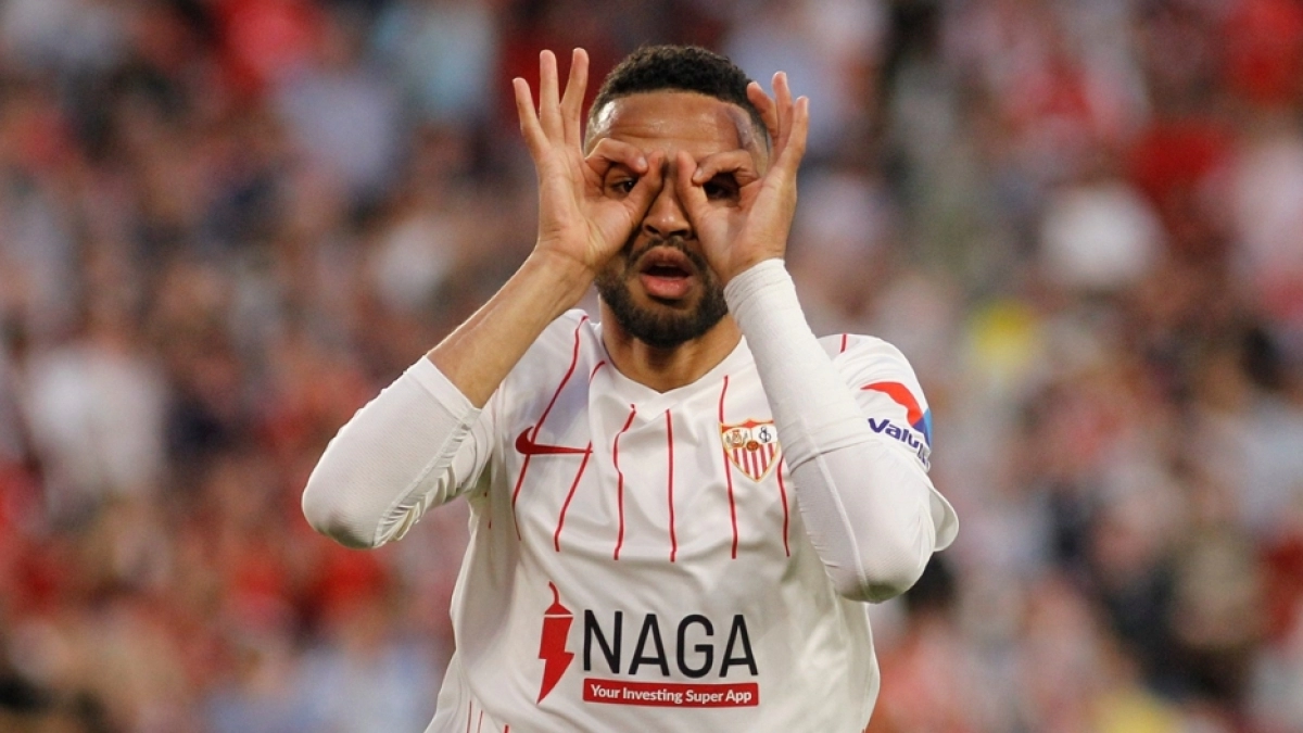 El Sevilla vuelve a pensarse la salida de En-Nesyri